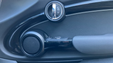 MINI Hatchback 1.5 Cooper Classic 3dr Petrol Hatchback